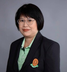 นางสาวดลนภา พงษ์พุฒิพัฒน์