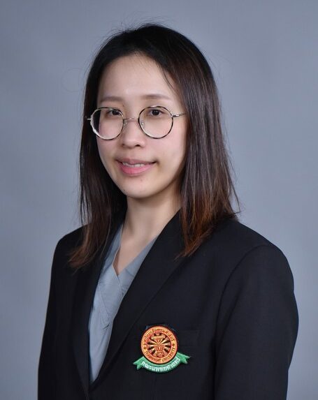 อ.พญ.สุธิดา ชาครียวณิชย์